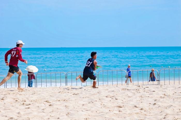 点燃活力三亚的海滨热潮：2025世界沙滩飞盘精英