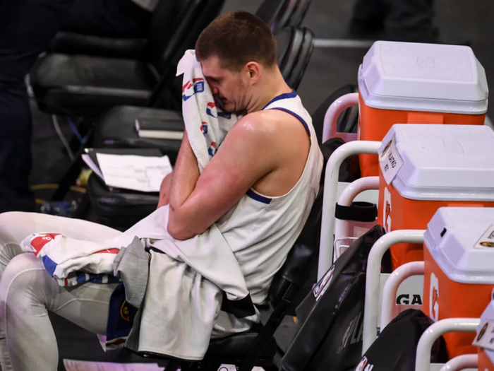 哈登与米切尔化学反应爆发 骑士战绩飙升冲击季