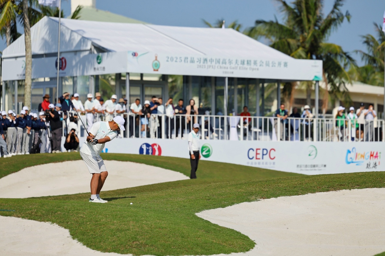 王鹏加洞胜出 斩获2025中国高尔夫球精英会员公开